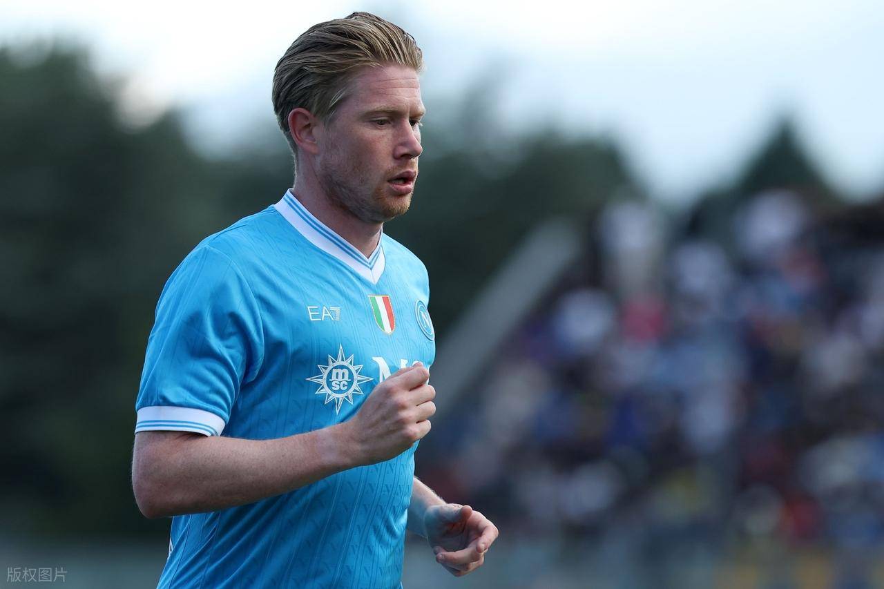 埃芬博格：希望未来乌尔比希成为拜仁一门，目前他是出色替补