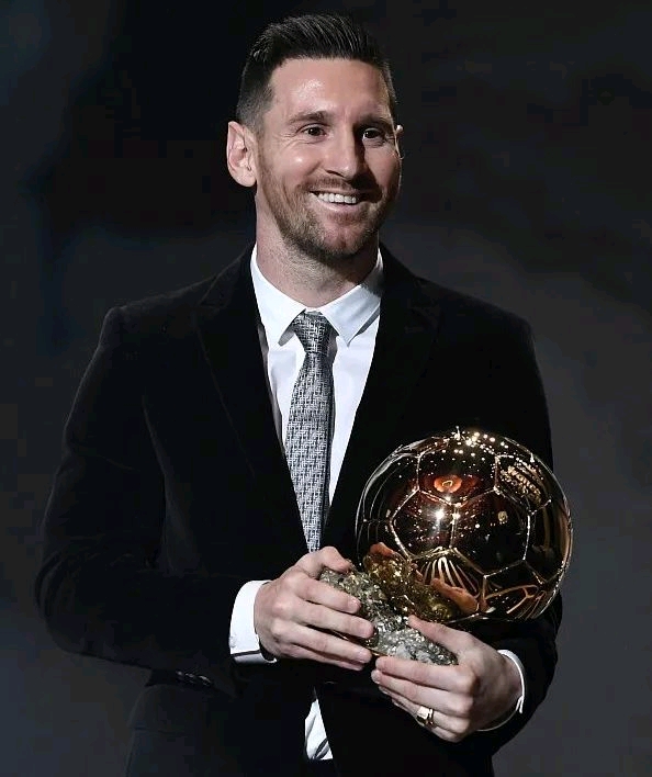 曝皇马已解雇阿隆索！踢曼城后正式官宣 42岁青训传奇任临时教练