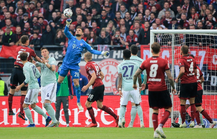 英超战报：曼城逆转切尔西,