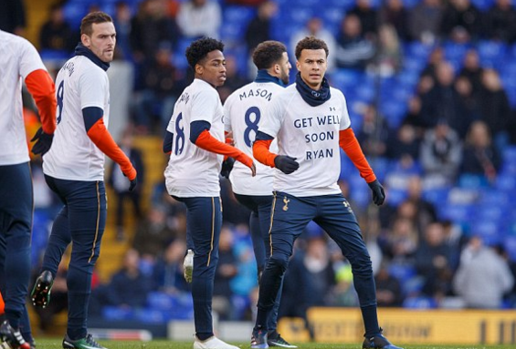 喜得千金，索博斯洛伊晒照宣布女儿出生